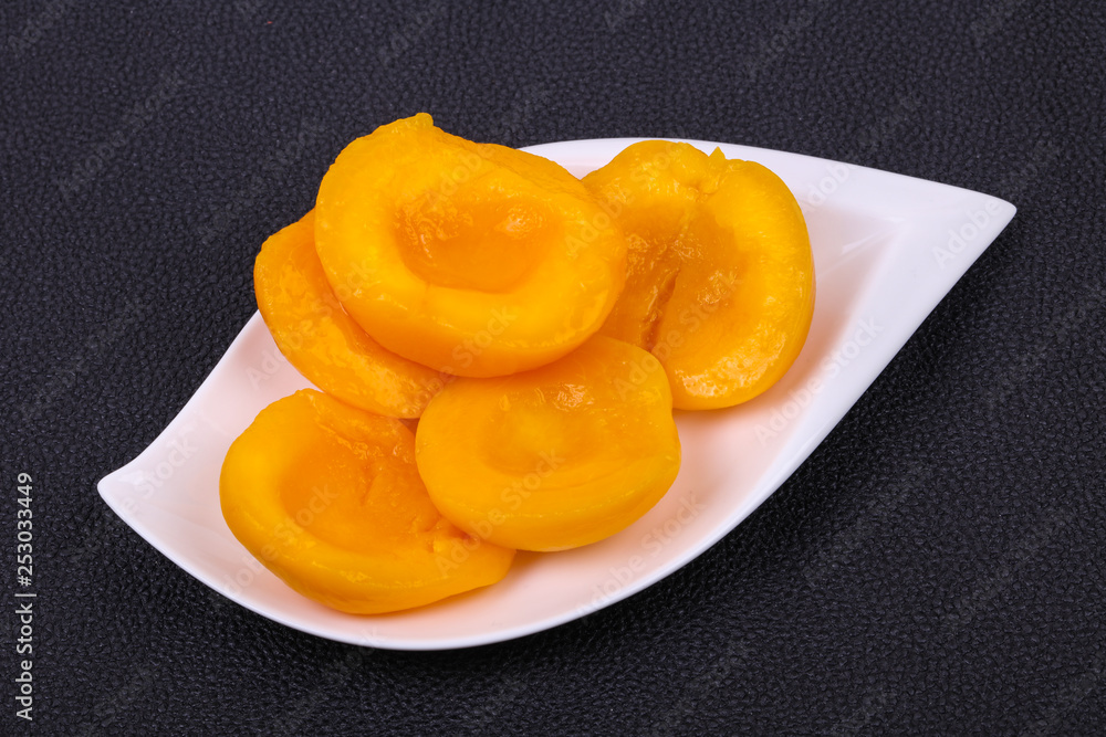 Sweet marinated peach Sweet marinated peach