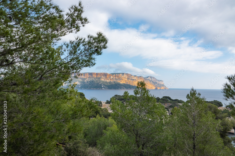 Fototapeta premium Cap Canaille in Les Calanques in Winter