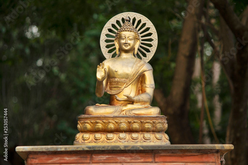 Large Bronze Brass Sakyamuni Gautama Buddha Statue in Buddha caves 6.