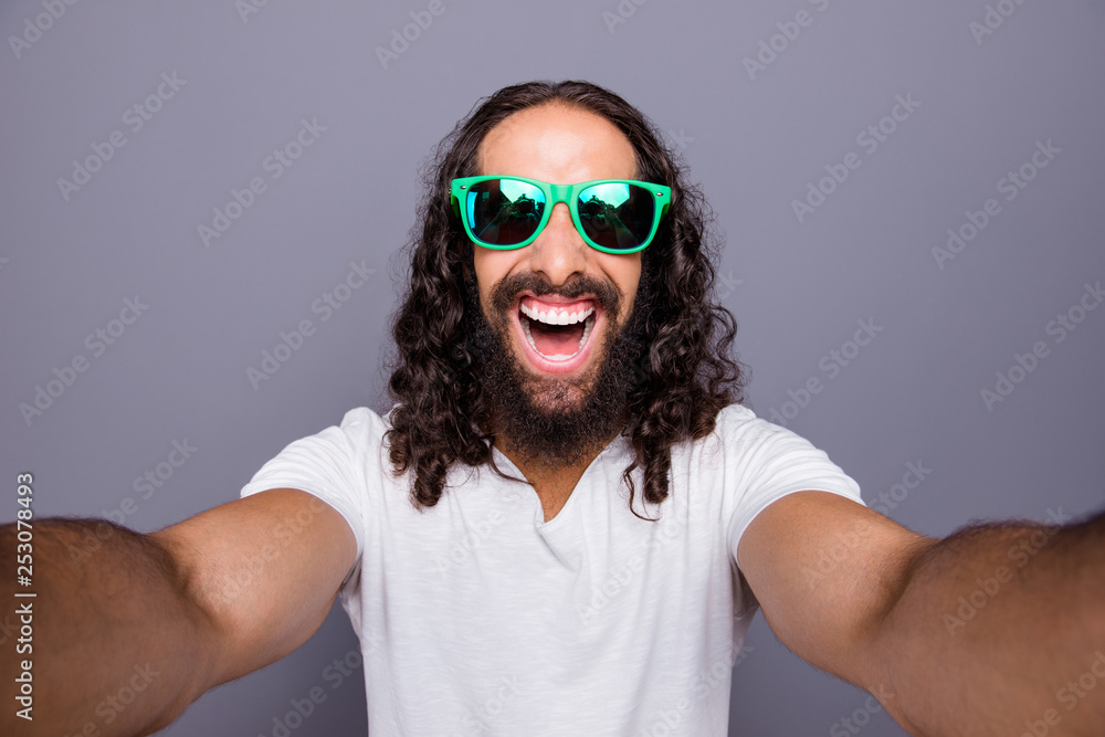 Self-portrait of his he nice trendy attractive cheerful cheery overjoyed wavy-haired guy traveler travel tourist tourism isolated over gray violet purple pastel background Self-portrait of his he nice trendy attractive cheerful cheery overjoyed wavy-haired guy traveler travel tourist tourism isolated over gray violet purple pastel background