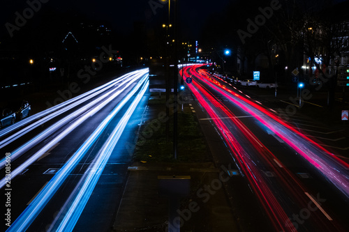 Verkehr bei Nacht