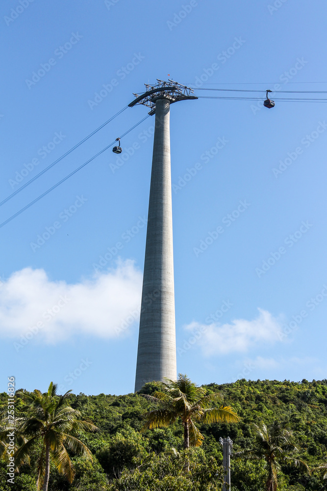 Obraz premium Vietnam Phu Quoc island. Cable car