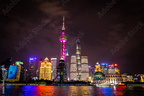 Shanghai nightscape © Richard