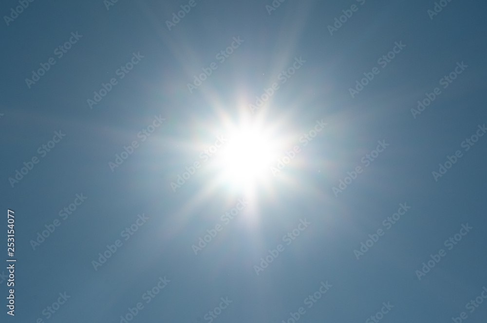 Obraz premium sun with massive lensflare
