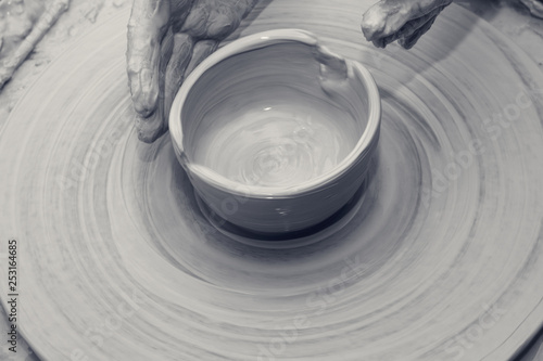 Process of making clay bowl