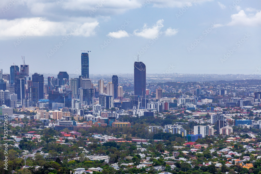 Brisbane city viewed from mount Coot-tha lookout
