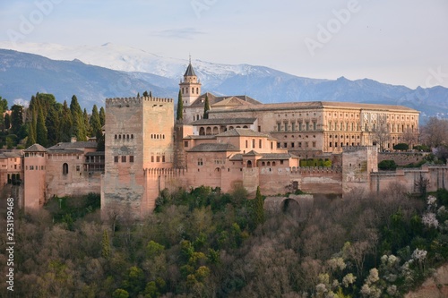 La Alhambra de Granada, España © KukiLadrondeGuevara
