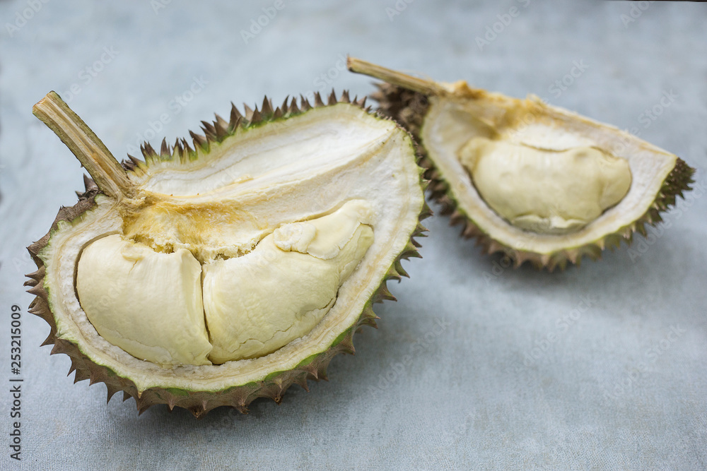 Fototapeta premium fill in durian montong