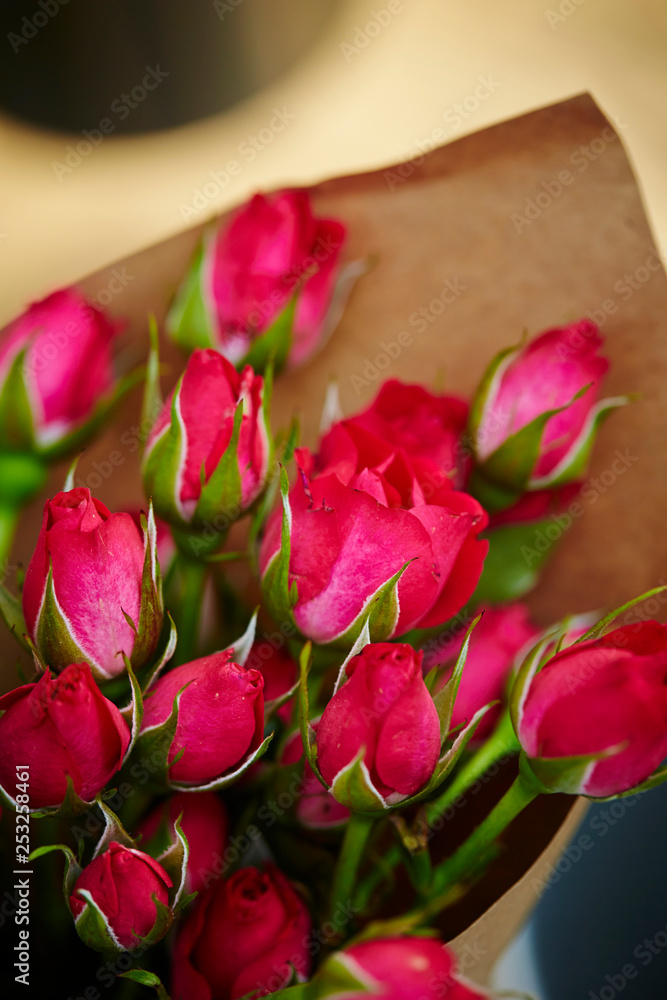 Obraz premium bouquet of roses in vase