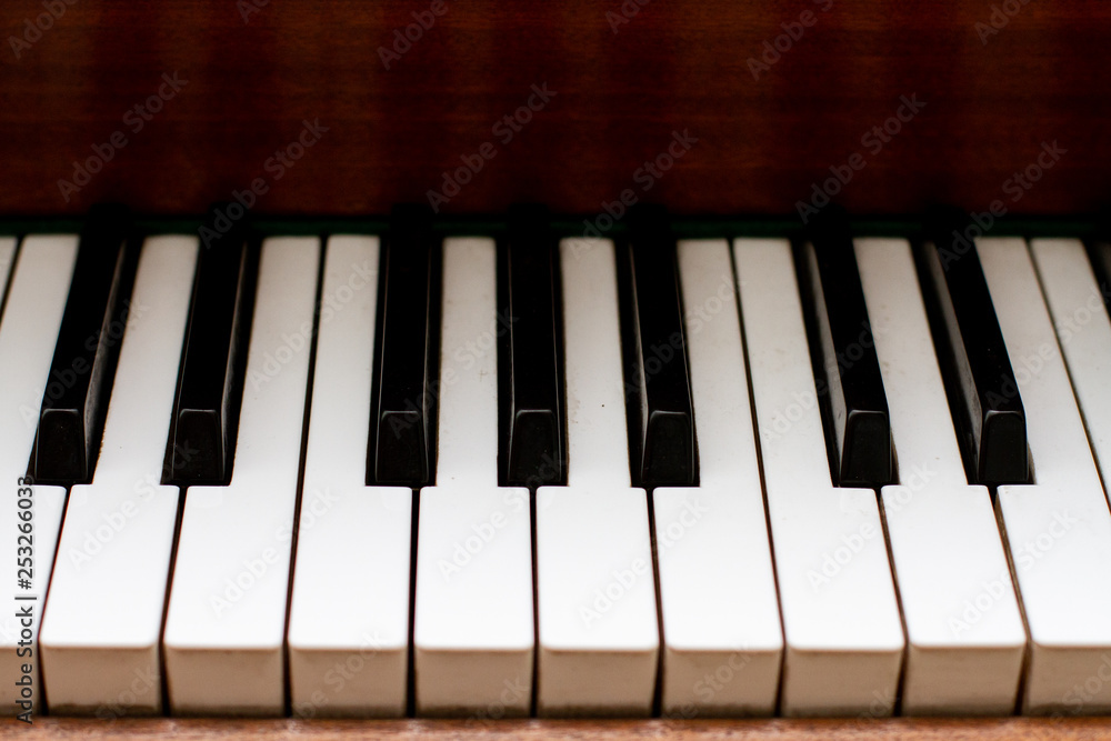 The keys of the grand piano