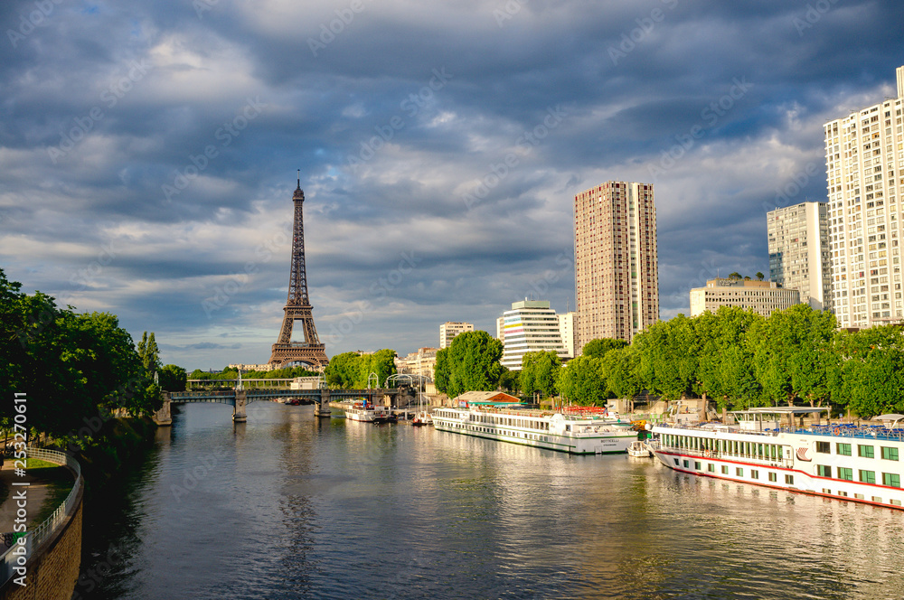 Obraz premium Tour Eiffel