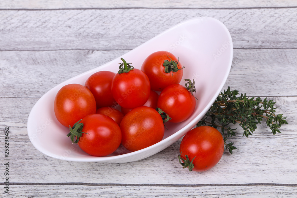 Cherry tomato in the bowl Cherry tomato in the bowl