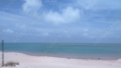 the calm sea at Dhanushkodi