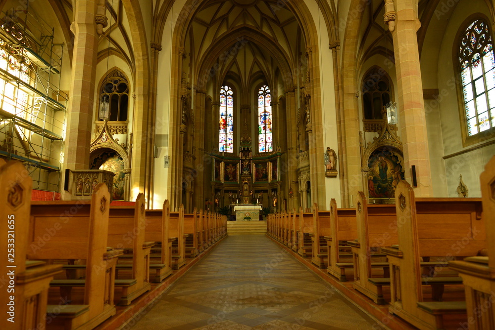 Innenansicht der Sankt-Josephs-Kirche in Speyer