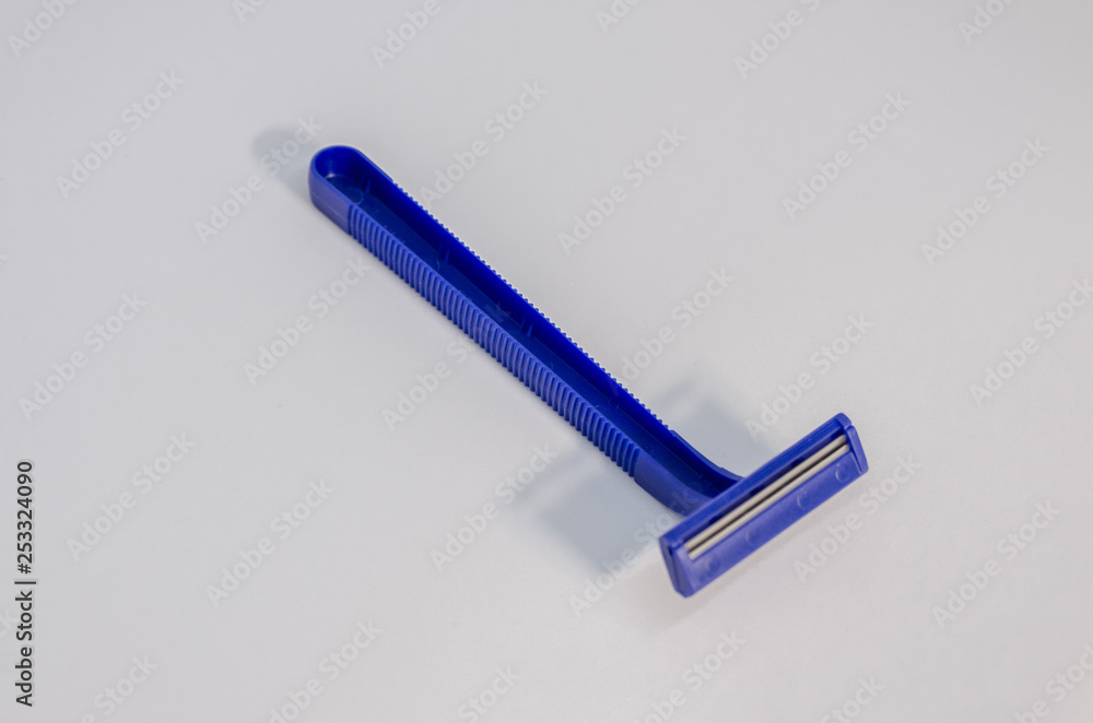 mans shaving razor mans shaving razor