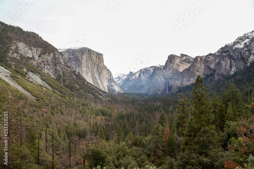 View of Landmark on view point Yosemite National Park in the winter at USA. © pumppump