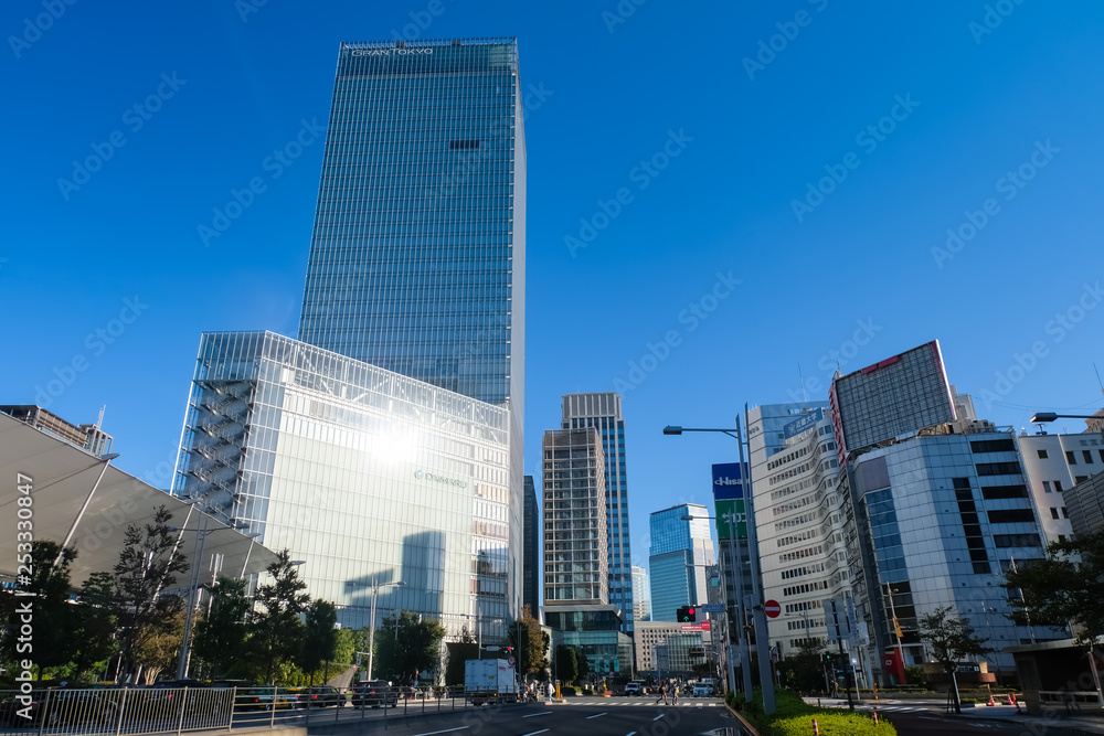 東京駅前 八重洲 街並み 東京駅前 八重洲 街並み