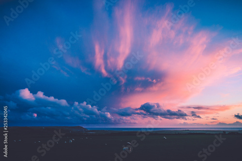 Abersoch, Wales, UK. 4, March, 2019. Dramatic sunset over Hell's Mouth beach, after storm Freya hit the UK. © Dafydd Owen/Alamy Live News