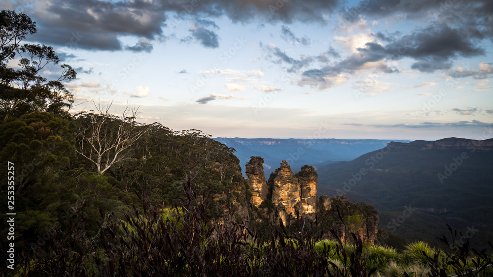 Sunset at the Blue Mountains in New South Wales, Australia.