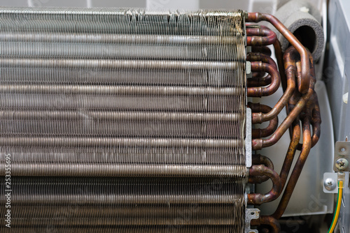 Obraz na płótnie repairing the air conditioner