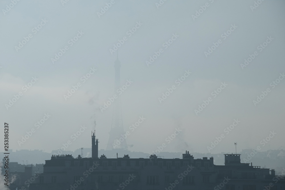 pollution paris co2 carbone gaz changement climatique chaleur émission urbain ville capitale france tour eiffel