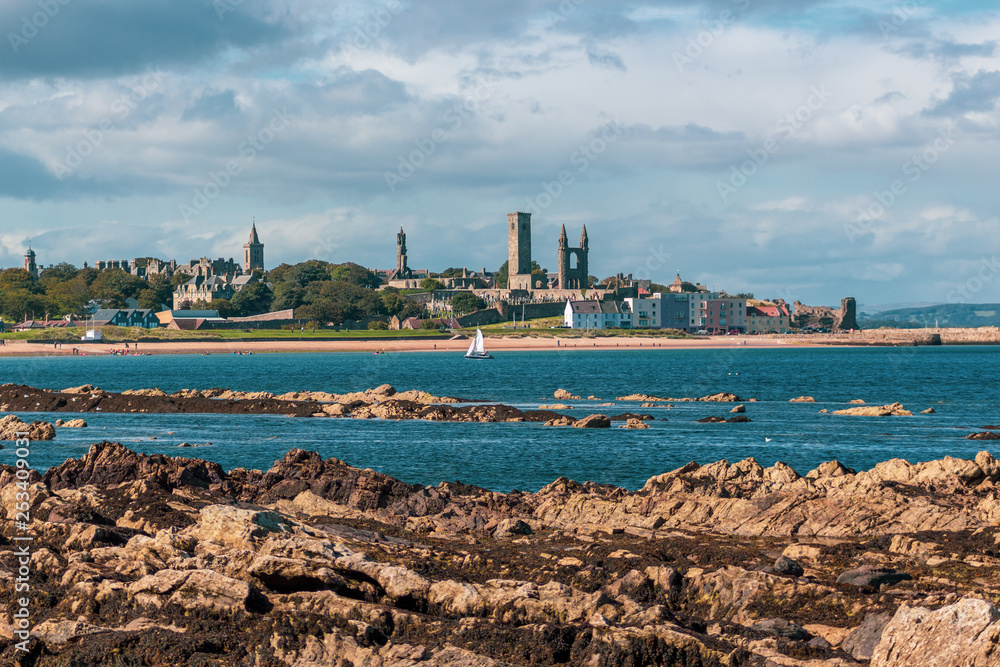 Fotografie St Andrews from the East 2