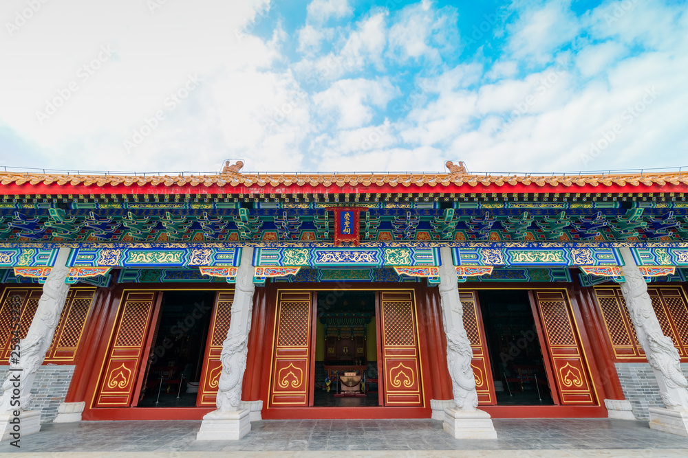 Chung Shrine of Confucius Cultural City, Suixi County, Guangdong Province Chung Shrine of Confucius Cultural City, Suixi County, Guangdong Province