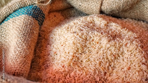 Brown rice in sack