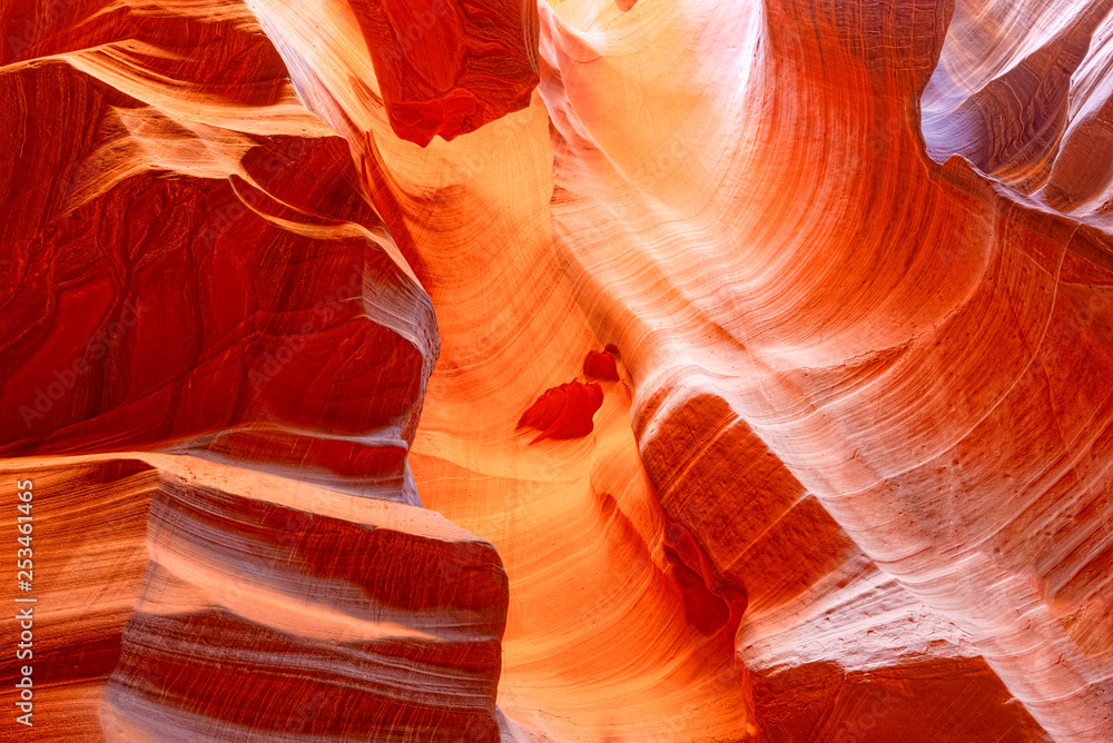 Antelope Canyon is a slot canyon in the American Southwest. - obrazy, fototapety, plakaty 