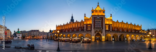 Krakow Cloth Hall by early blue hour (panoramic)