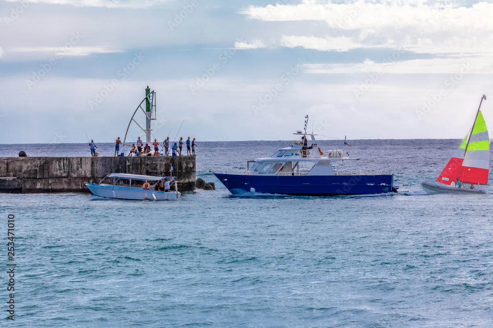 Entrée port de Saint-Gilles, île de La Réunion 