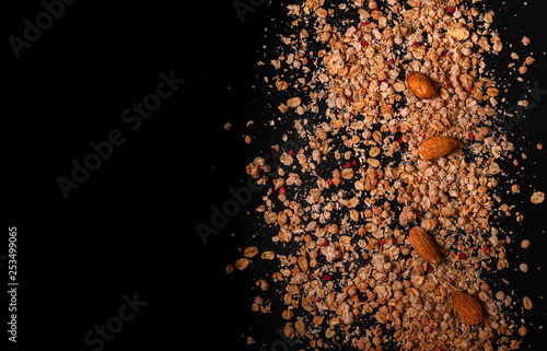 granola with almond