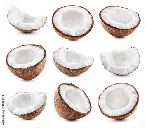 Fotografia Coconut half, coconut slice and coconut chunk set