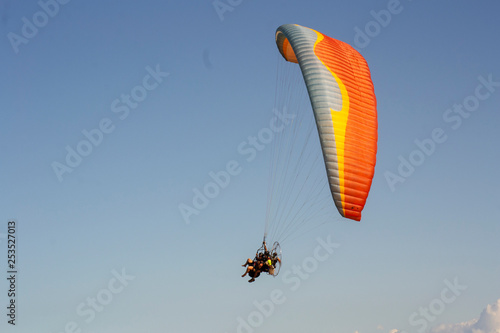 Wallpaper Mural Paraglider - Praia Taperapuã - Bahia Brazil Torontodigital.ca