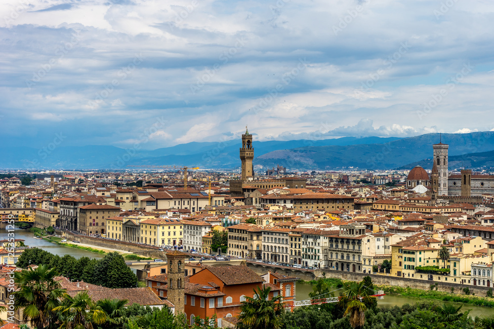 Panaromic view of Florence with Palazzo Vecchio, Ponte Vecchio and Duomo viewed from Piazzale Michelangelo (Michelangelo Square)