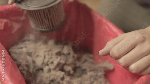 Cleaning a filter