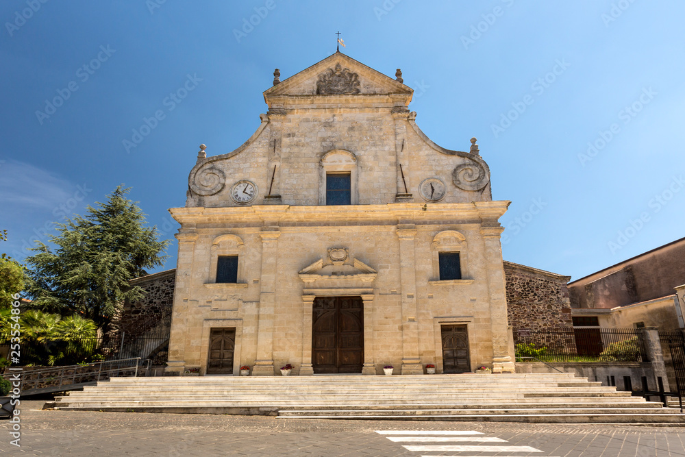 Chiesa  San Pietro Apostolo - Ploaghe - Sassari,  Sardegna