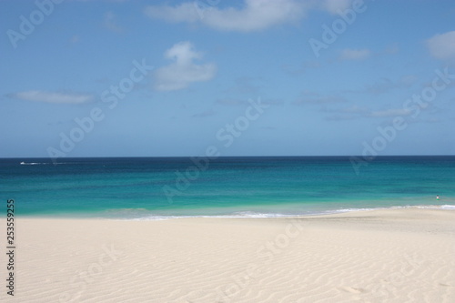 Strand in der Karibik © Loreine