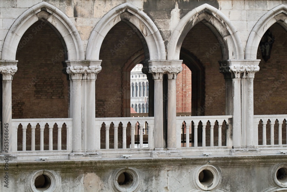 Palazzo Duca le Venezia