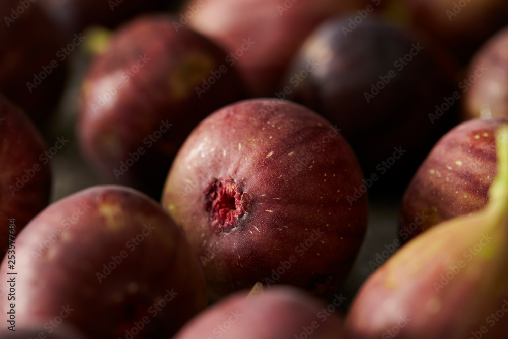 Fototapeta premium Fresh fig fruit