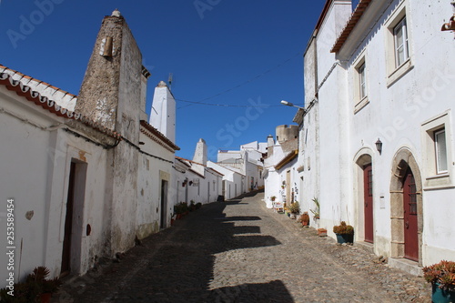 Typical streets of Portugal, EvoraMonte © Sara