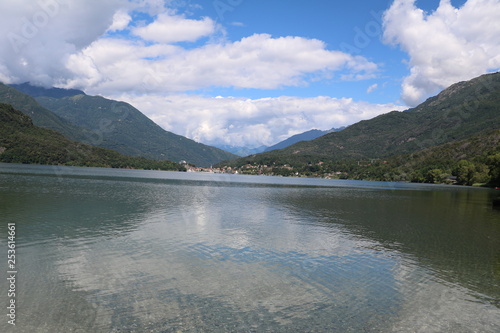 Fototapeta Naklejka Na Ścianę i Meble -  Mergozzo lake in summer, Italy