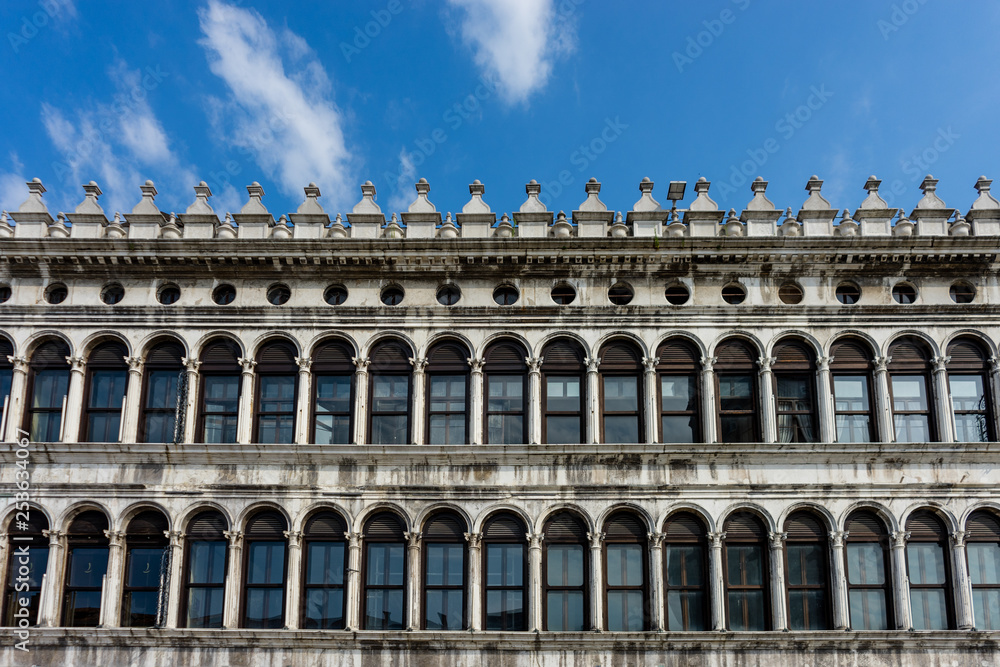 Italy, Venice, Piazza San Marco, LOW ANGLE VIEW OF BUILDING AGAINST CLOUDY SKY