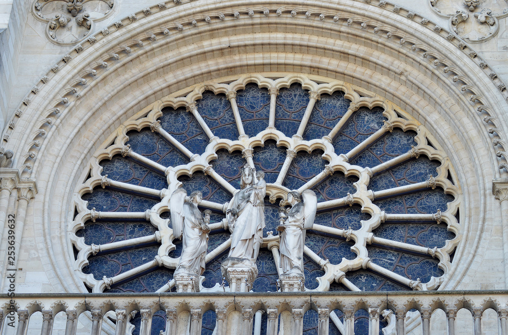 Virgin and child on rose window, Notre Dame cathedral, Paris