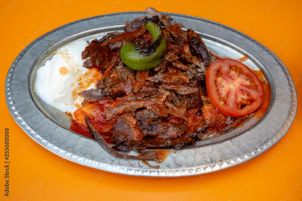 Fototapeta premium Traditional delicious Turkish foods; doner kebab (Iskender kebab)