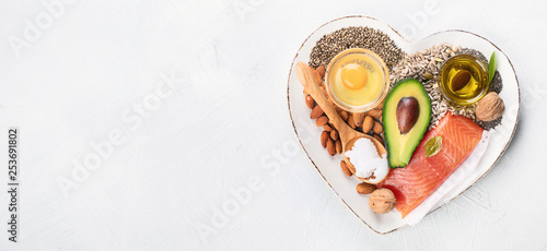 Tableau sur toile Selection of healthy fat sources