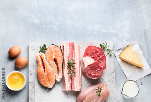 Fototapeta Naklejka Na Ścianę i Meble -  Foods high in animal protein