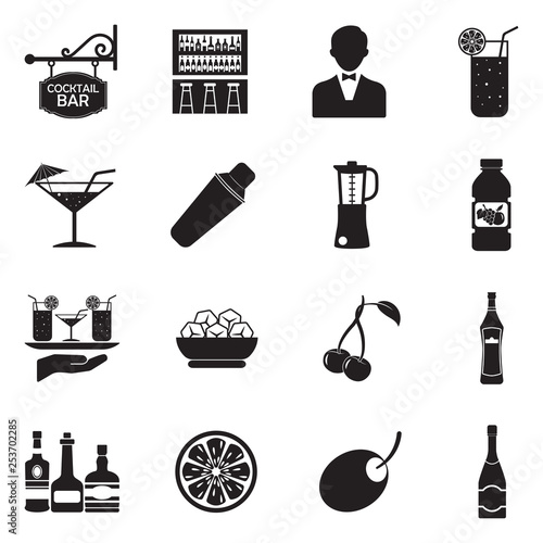 Cocktail Icons. Black Flat Design. Vector Illustration.