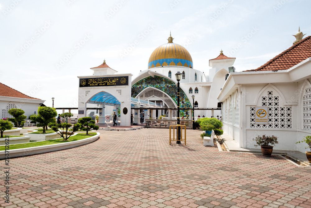 Fototapeta premium Exterior view of the Malacca Straits Mosque