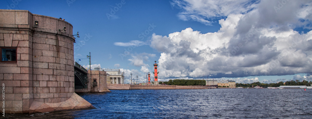 Obraz premium Panorama view of St petersburg city, Russia.